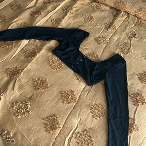 Women’s swim crop top